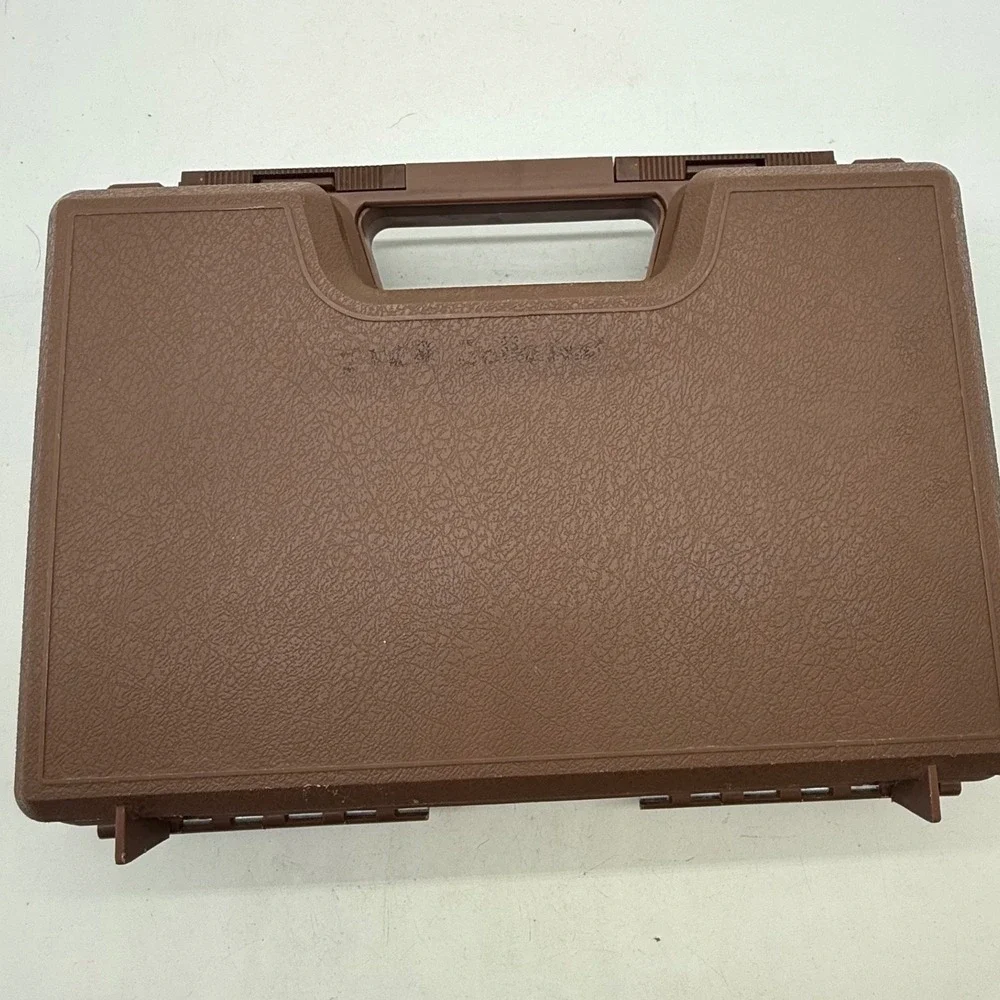 Brown Plastic Hard Case Embossed Grizzly Bear Scene Foam Lined Storage Box
